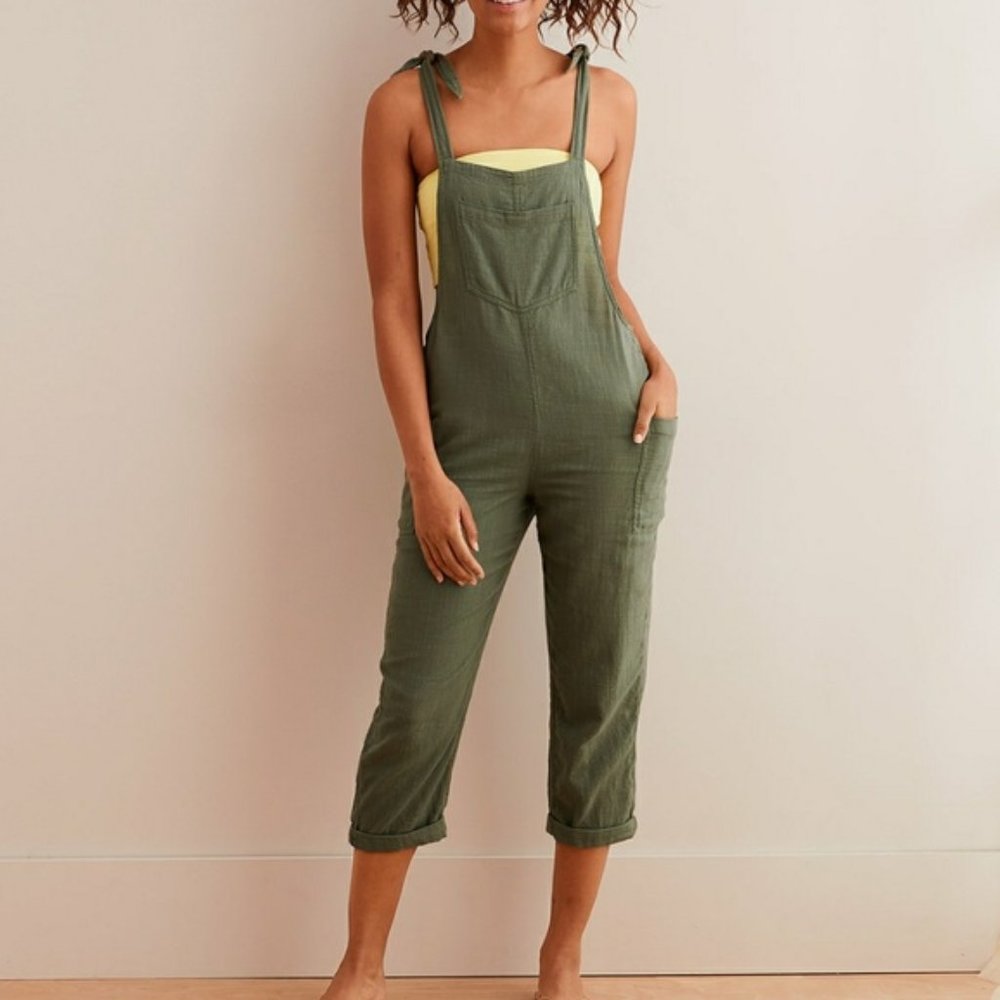 NWOT: Aerie Overalls Size Large Green